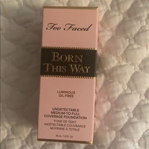 Too Faced Born this way foundation in shade swan